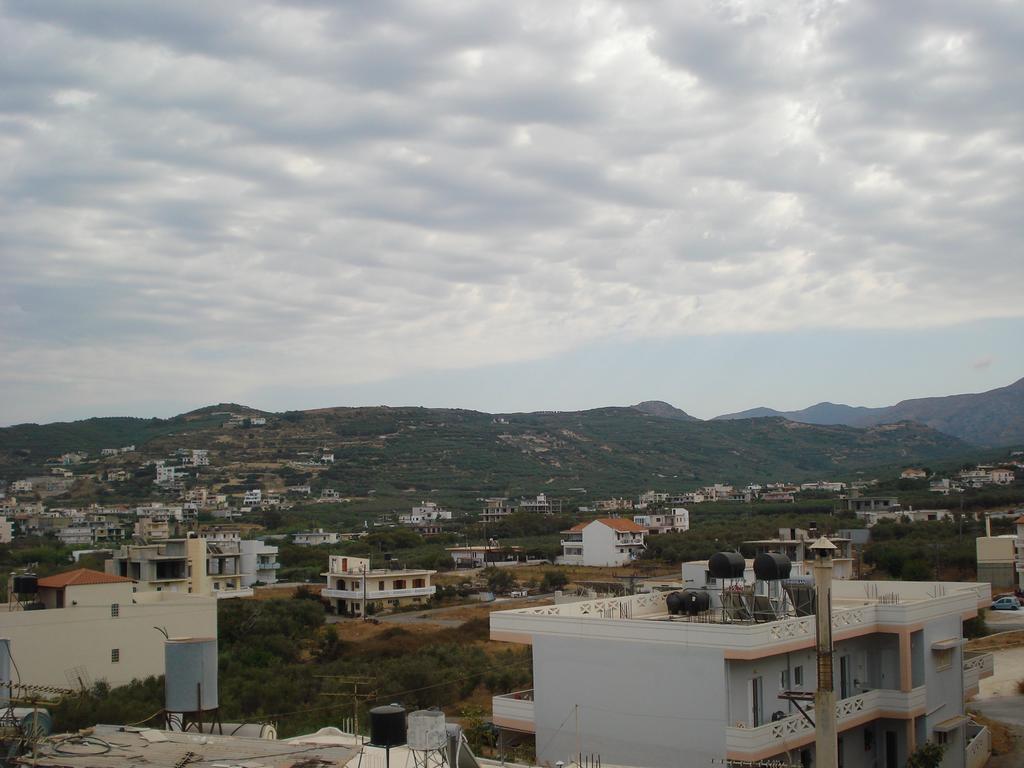 Pyrgos Kissamos Apartamento Exterior foto