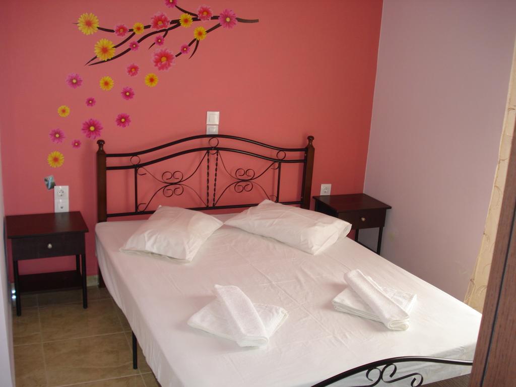 Pyrgos Kissamos Apartamento Exterior foto